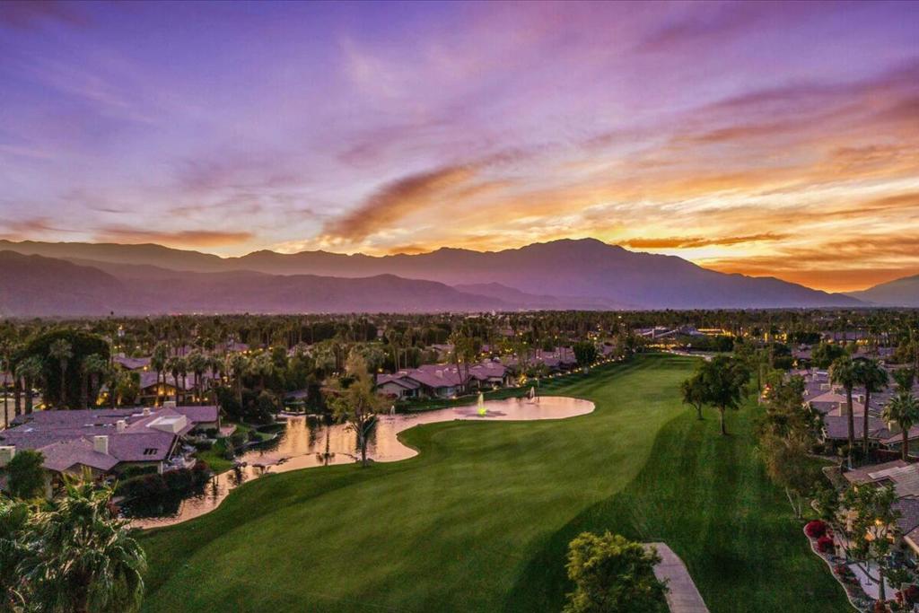 The Lakes Country Cl - Residential