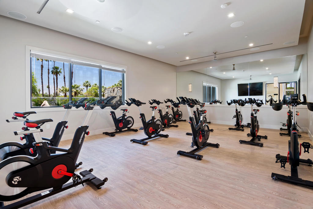 The Lakes Country Cl - Residential