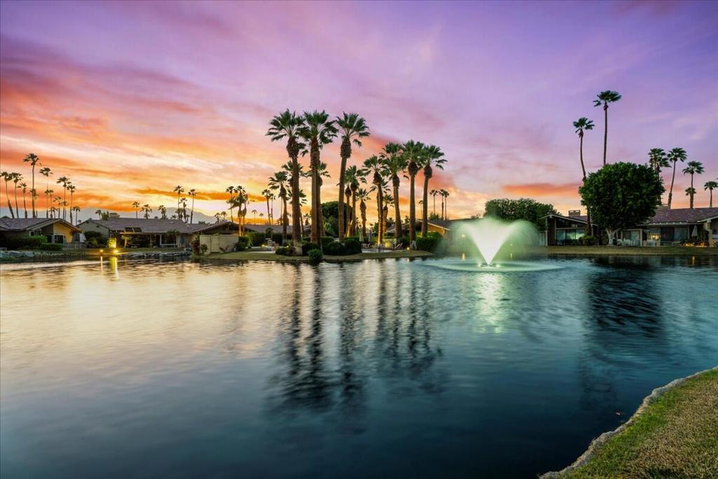 The Lakes Country Cl - Residential