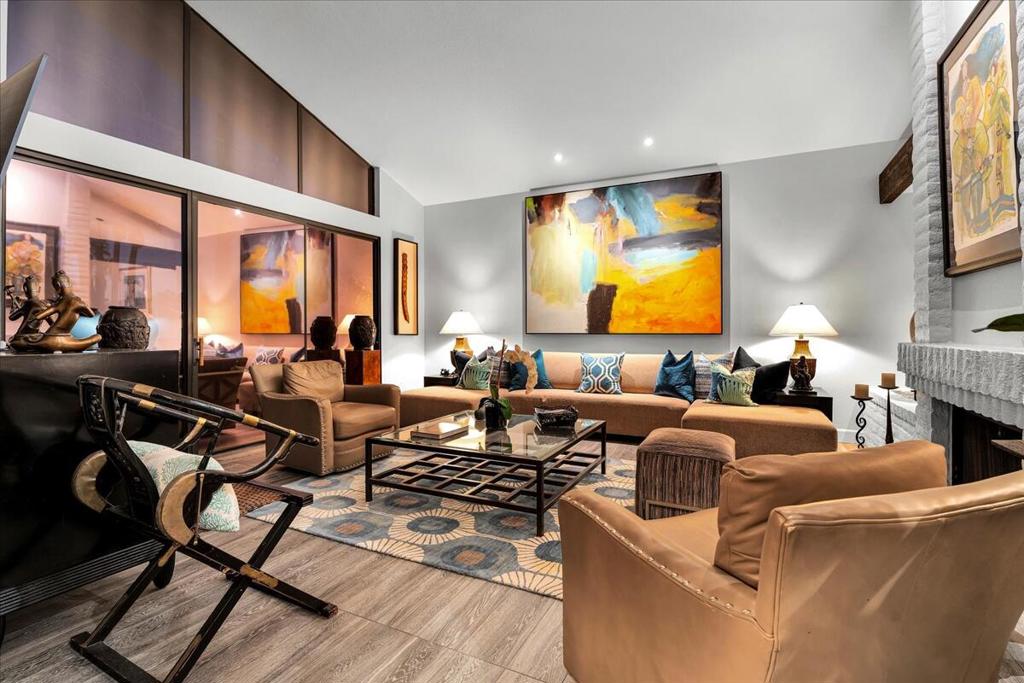 The Lakes Country Cl - Residential