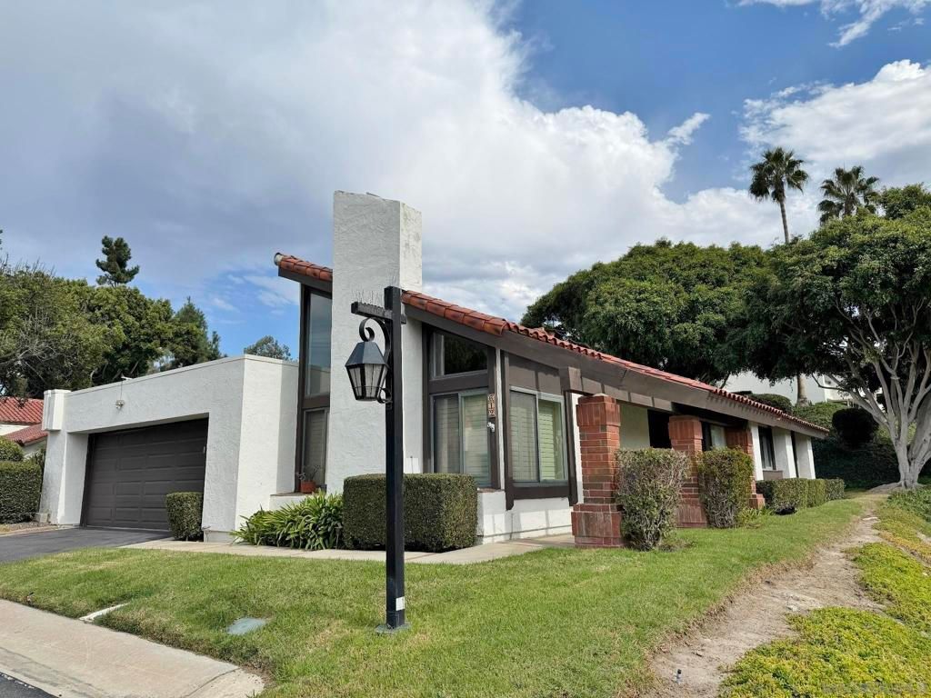 Photo of 612 Calle Paula, Solana Beach, CA 92075 (MLS # 250042391SD)