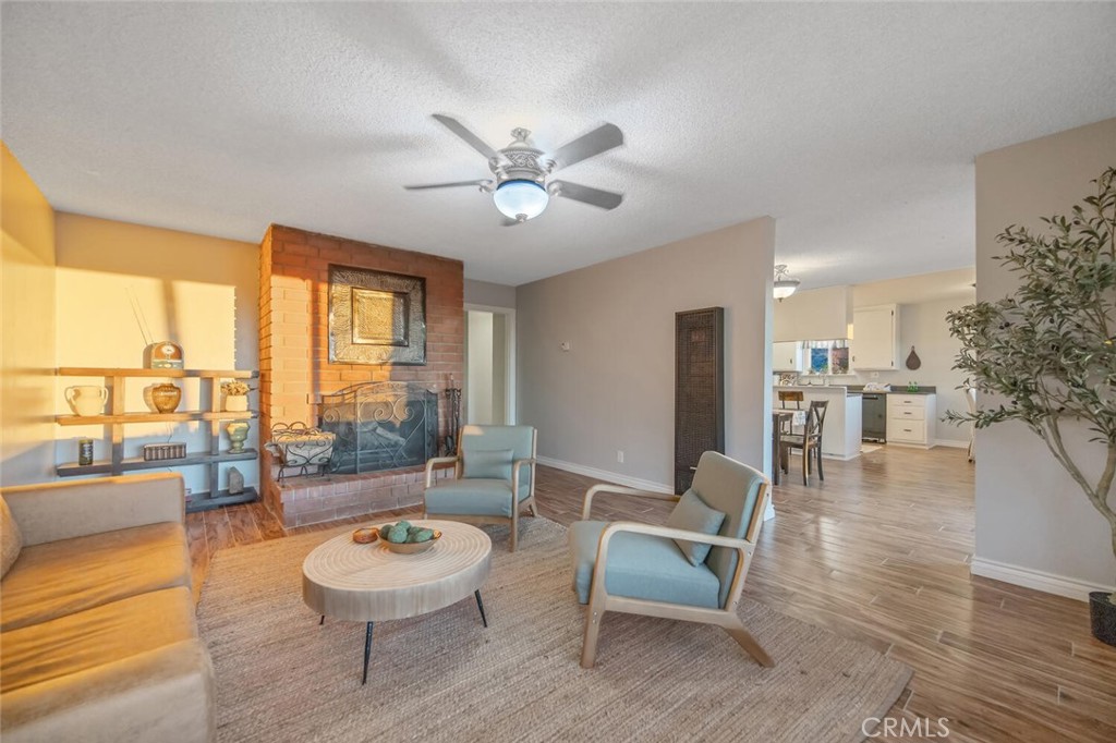 Custom Agua Dulce (CADUL) - Residential