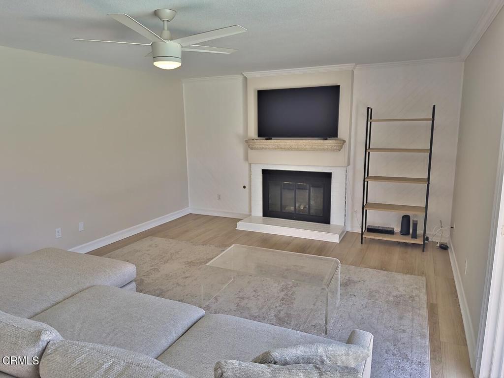 Sunshine 4 - 1528 - Residential