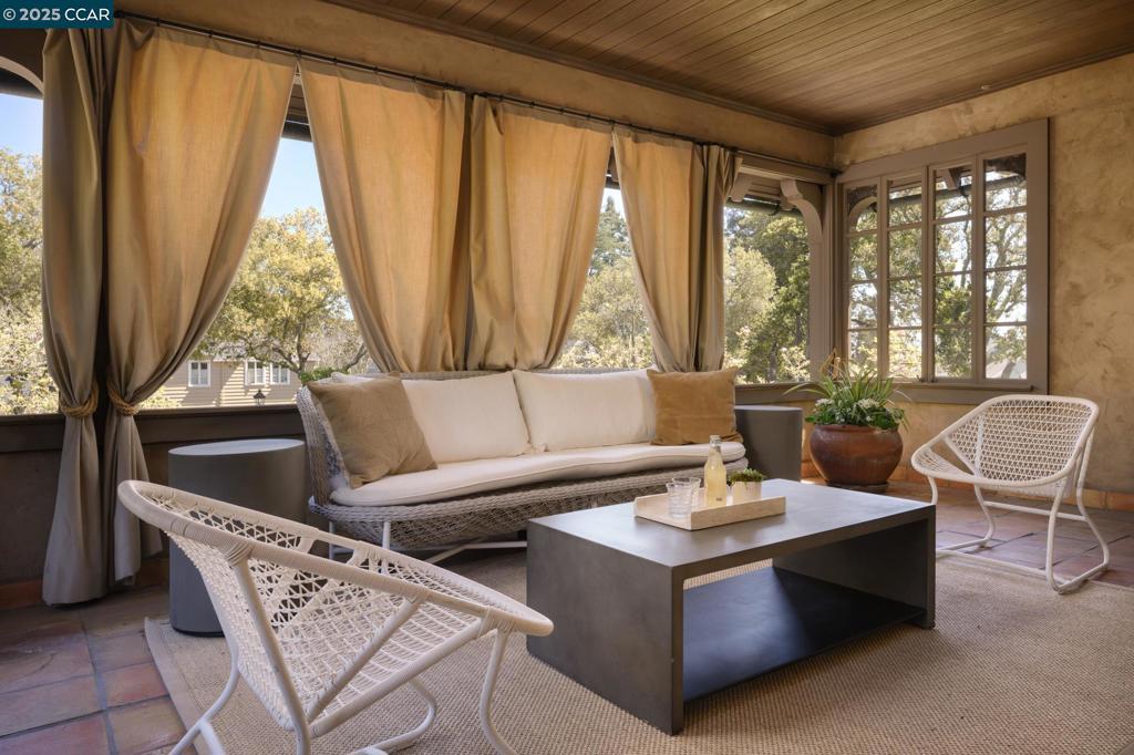 PIEDMONT - Residential