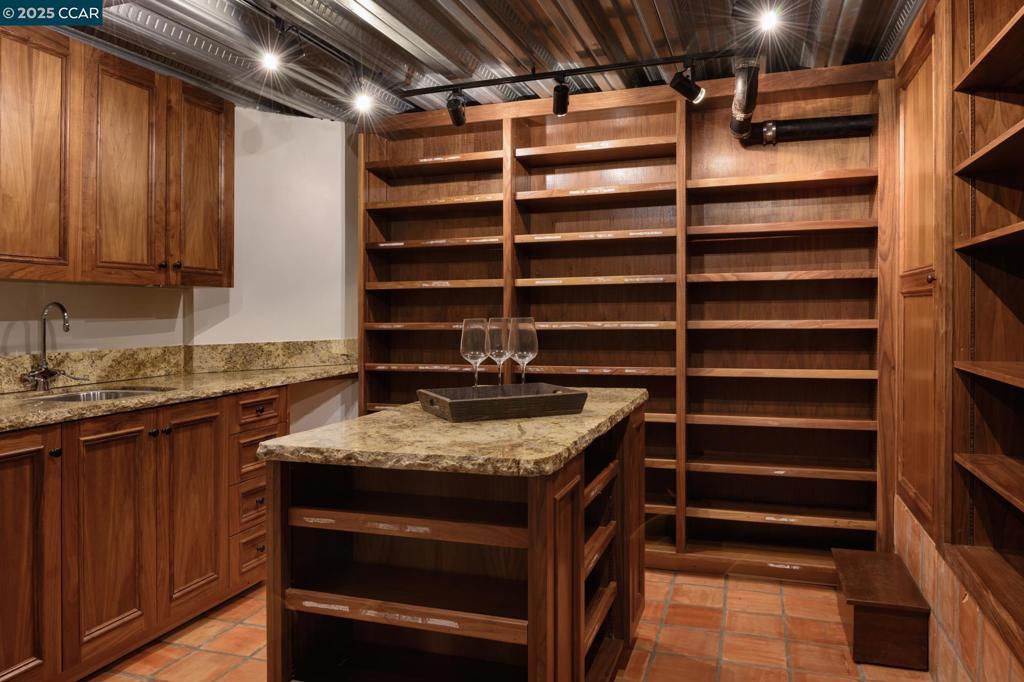 PIEDMONT - Residential