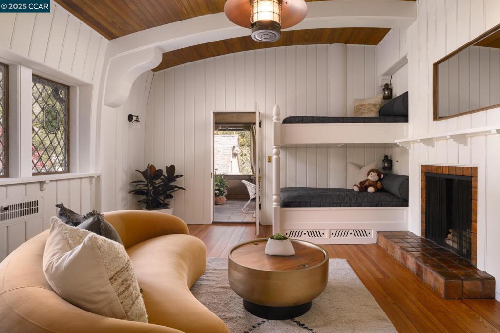 PIEDMONT - Residential