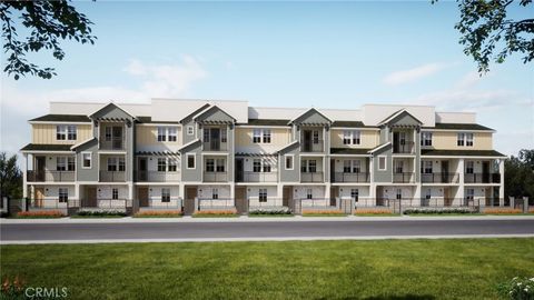 Photo of 147 S Tulip Avenue, Compton, CA 90220 (MLS # OC25249078)