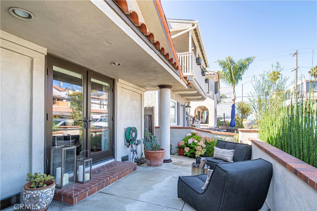 36 Pomona Avenue