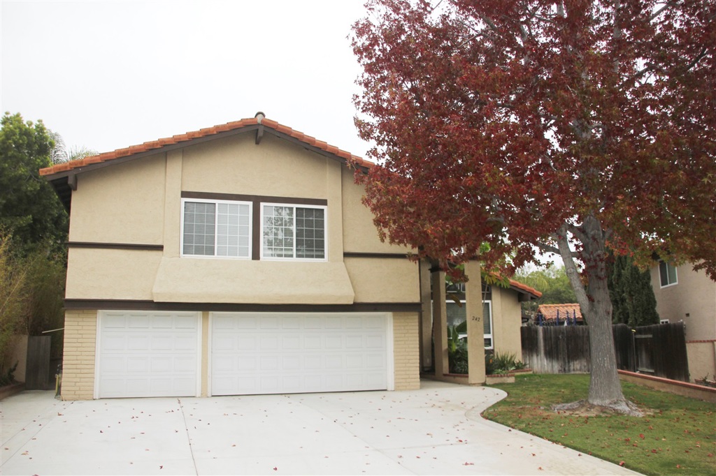 Beautiful & Spacious 2,175 sqft home showcases 4 bedrooms and 2.5 baths located in Encinitas Estates on a 10,470 sqft lot. Property features include vaulted ceilings, wood/carpet flooring, family room fire place, dual pane windows, stainless steel appliances, bedroom ceiling fans, large master en-suite with walk in shower, walk in closet, cemented backyard with pool/jacuzzi, 3 car garage, Central A/C & Heat, and SS BBQ connected to natural gas. Owner will pay for pool service and landscaping. Neighborhoods: Encinitas Estates Sewer: Sewer Connected