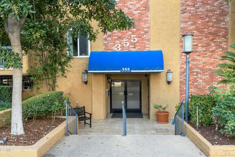 Photo of 355 S Madison Ave #212, Pasadena, CA 91101 (MLS # P1-26594)