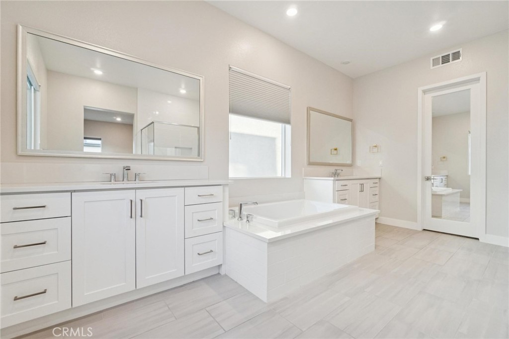 Rosemist (ROSE5P) - Residential