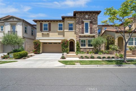 Photo of 18 Goldenrod, Lake Forest, CA 92630 (MLS # OC26083644)