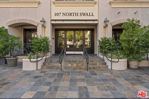 Photo of 107 N Swall Drive #201, Los Angeles, CA 90048 (MLS # 26828377)