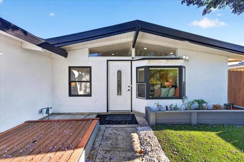 Photo of 854 Lakewood Drive, Sunnyvale, CA 94089 (MLS # ML82044811)