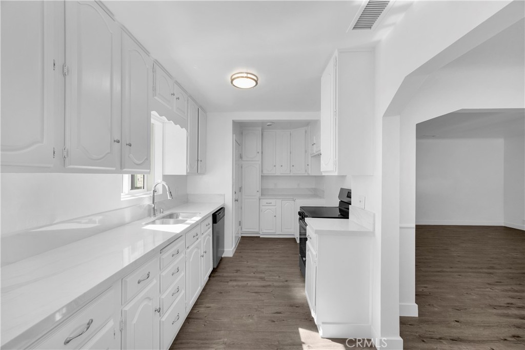 North Long Beach (NLB) - Residential