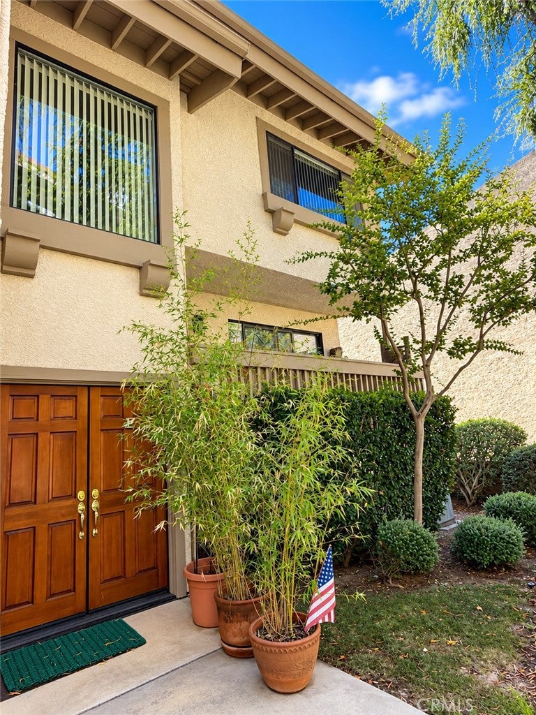 26009 Alizia Canyon E