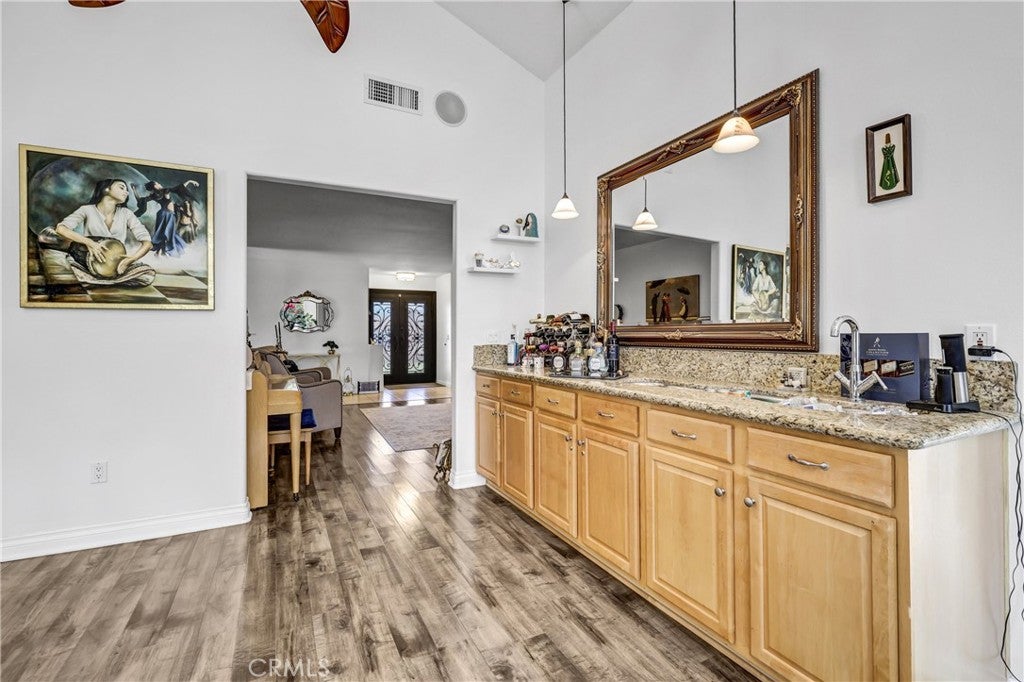 23801 Lindley, Mission Viejo CA 92691 - Photo 7