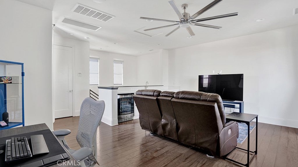 111 Frame, Irvine CA 92618 - Photo 21
