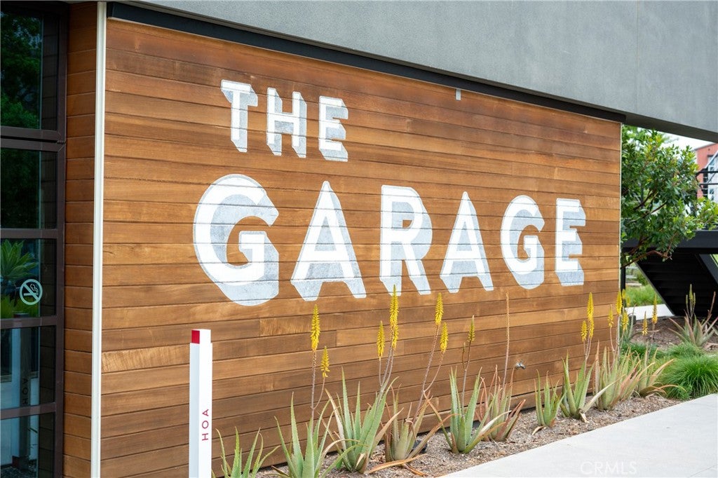 111 Frame, Irvine CA 92618 - Photo 36
