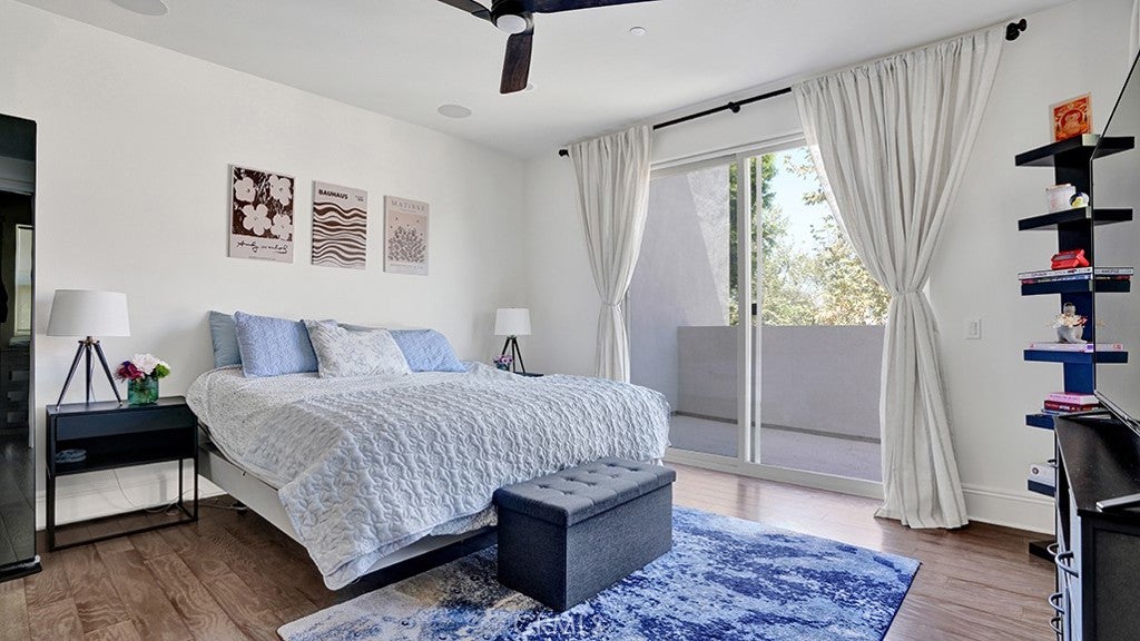 111 Frame, Irvine CA 92618 - Photo 12