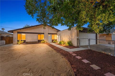 Photo of 3731 W Avenue K14, Lancaster, CA 93536 (MLS # SR26172306)