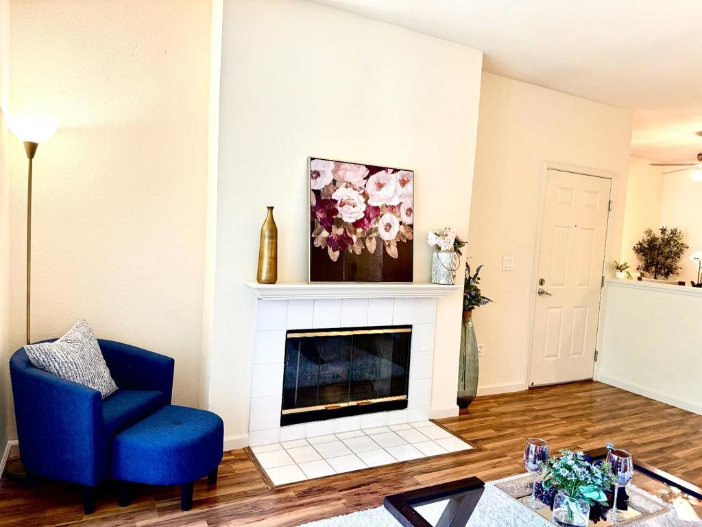 608 Arcadia Terrace 102