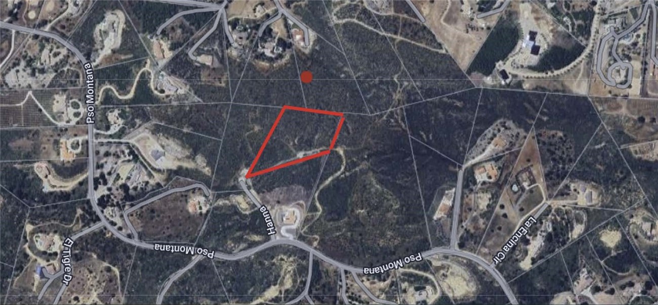 Absolutely stunning views! An opportunity to design and build your dream home with views galore! Nestled atop one of the highest peaks in beautiful La Cresta, this site is an opportunity rarely on the market. Bring your architectural and design ideas and make this site your forever home...Gentle rolling to hilly 5.1 acres surrounded by estate homes. Close to shopping, restaurants, yet an elegant estate community with vineyards, equestrian estates and stunning views! La Cresta is the hidden gem of Southern California.