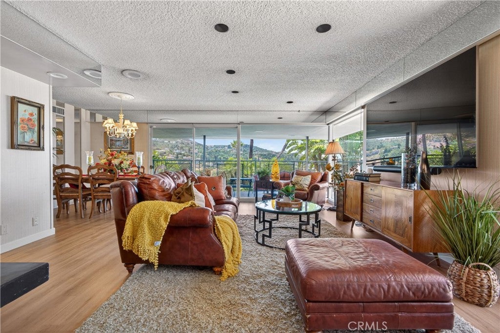 2904 Far View LN, West Covina CA 91791