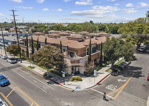 Photo of 201 N Reese #203, Burbank, CA 91506 (MLS # BB26042057)