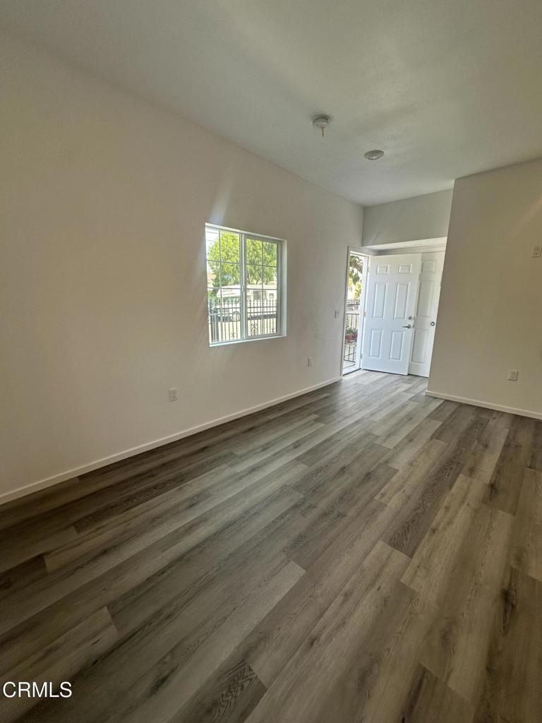 Brand new studio /ADU super cute and cozy studionew built. come see this very private unit.front patio/ private entrance with AC