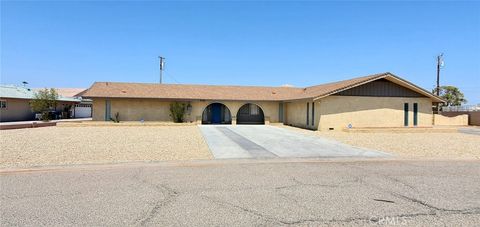 Photo of 1154 Catalina Drive, Blythe, CA 92225 (MLS # IV25221156) Photo of 1154 Catalina Drive, Blythe, CA 92225 (MLS # IV25221156)