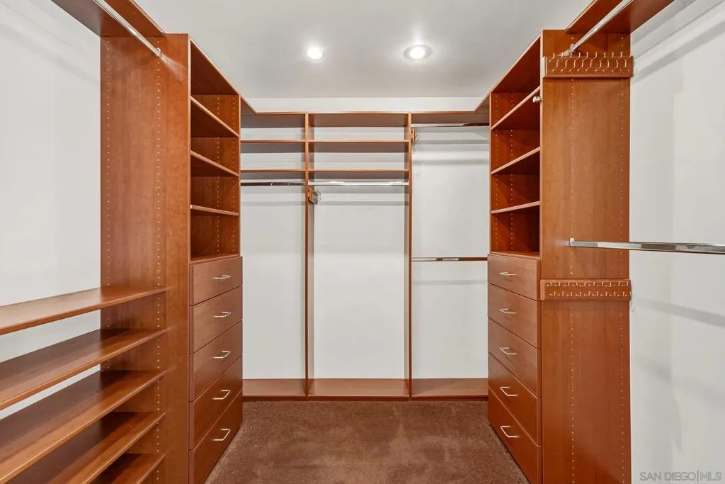 San Diego, California 92114, United States, 3 Bedrooms Bedrooms, ,2 BathroomsBathrooms,Residential,Active,251793