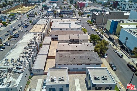 Tiny photo for 964 S New Hampshire Avenue, Los Angeles, CA 90006 (MLS # 26843493)