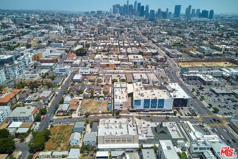 Tiny photo for 964 S New Hampshire Avenue, Los Angeles, CA 90006 (MLS # 26843493)