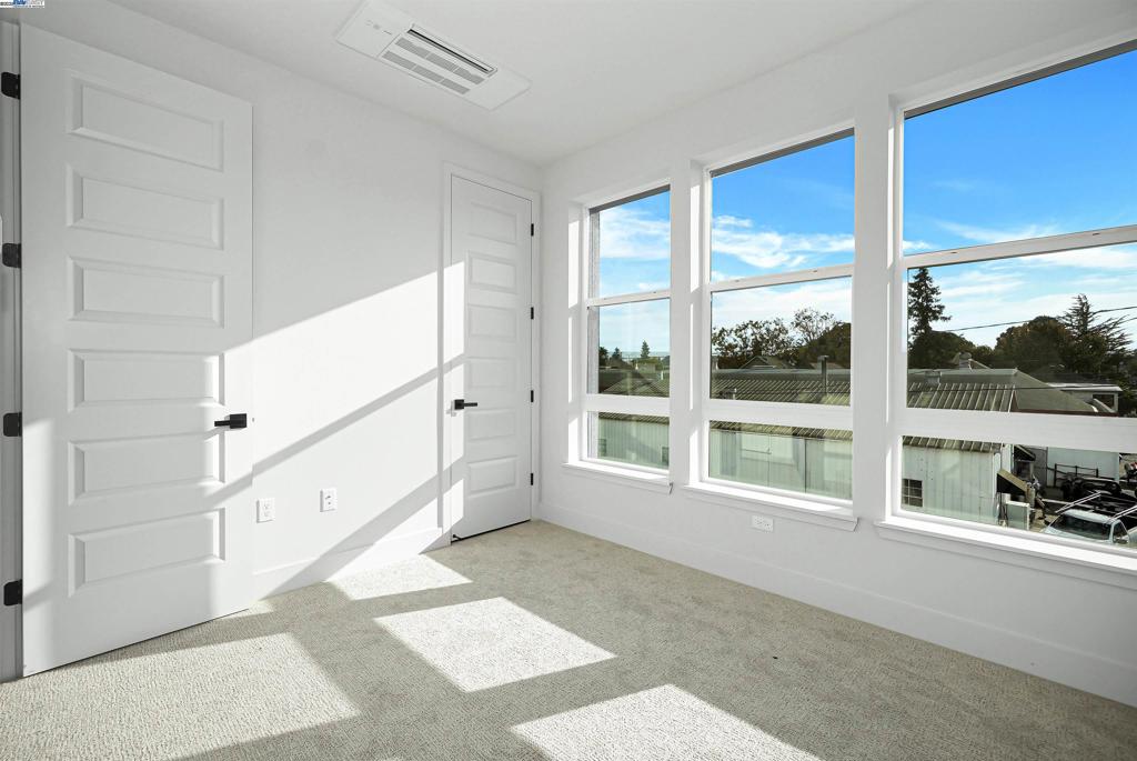 ALAMEDA - Residential