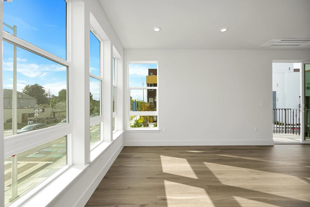 ALAMEDA - Residential