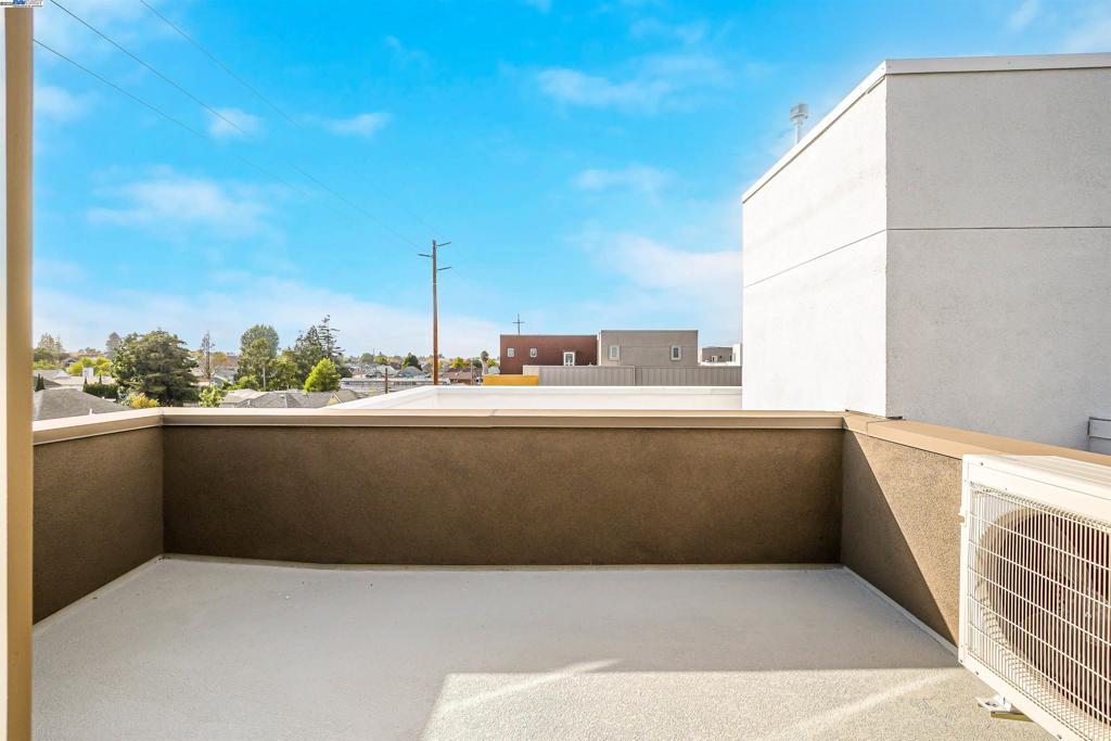 ALAMEDA - Residential