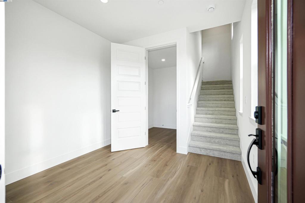 ALAMEDA - Residential