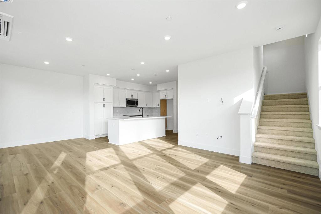 ALAMEDA - Residential