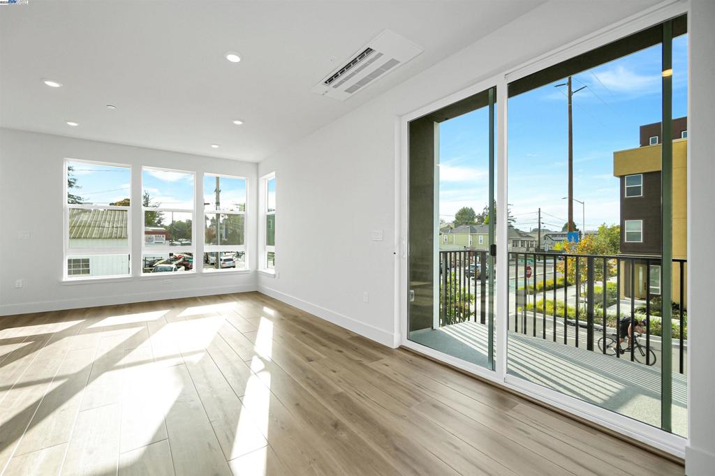 ALAMEDA - Residential