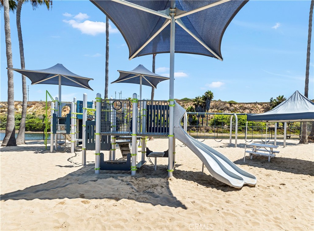 Newport Shores (NEWS) - Residential