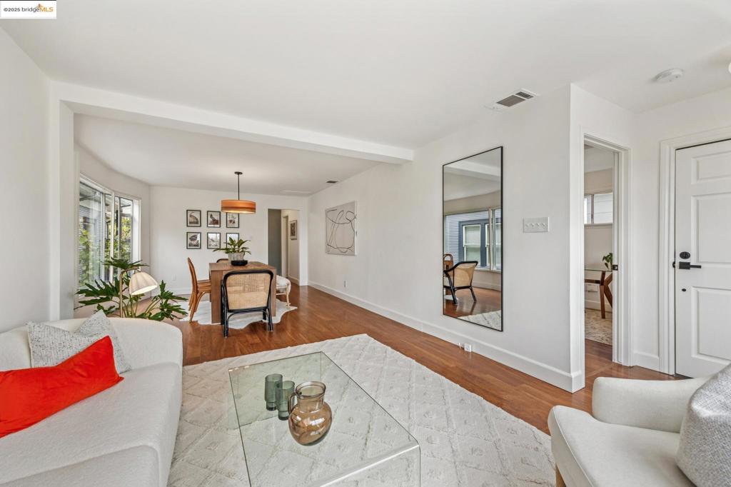 PIEDMONT AVENUE - Residential