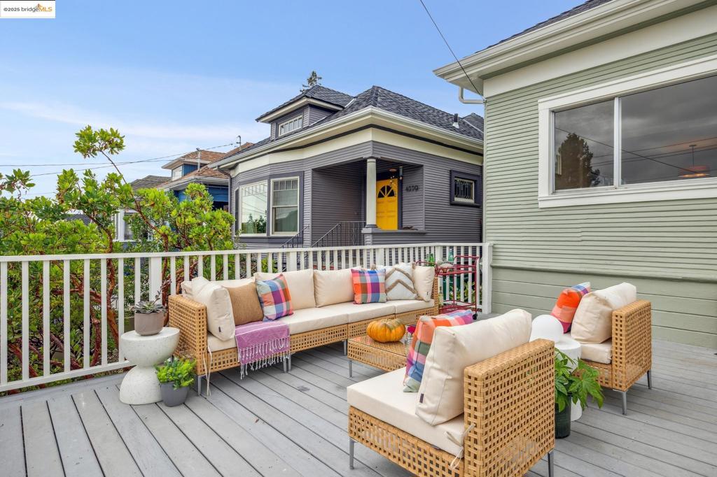 PIEDMONT AVENUE - Residential