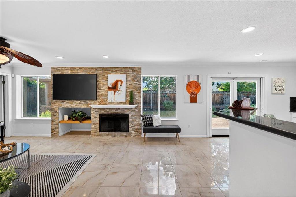 1301 Peregrine Drive