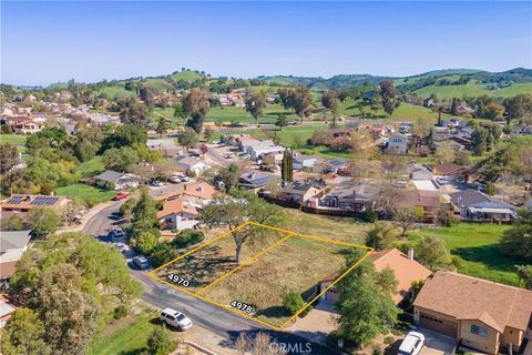 Photo of 4978 Pretty Doe Lane, Paso Robles, CA 93446 (MLS # NS26060875)