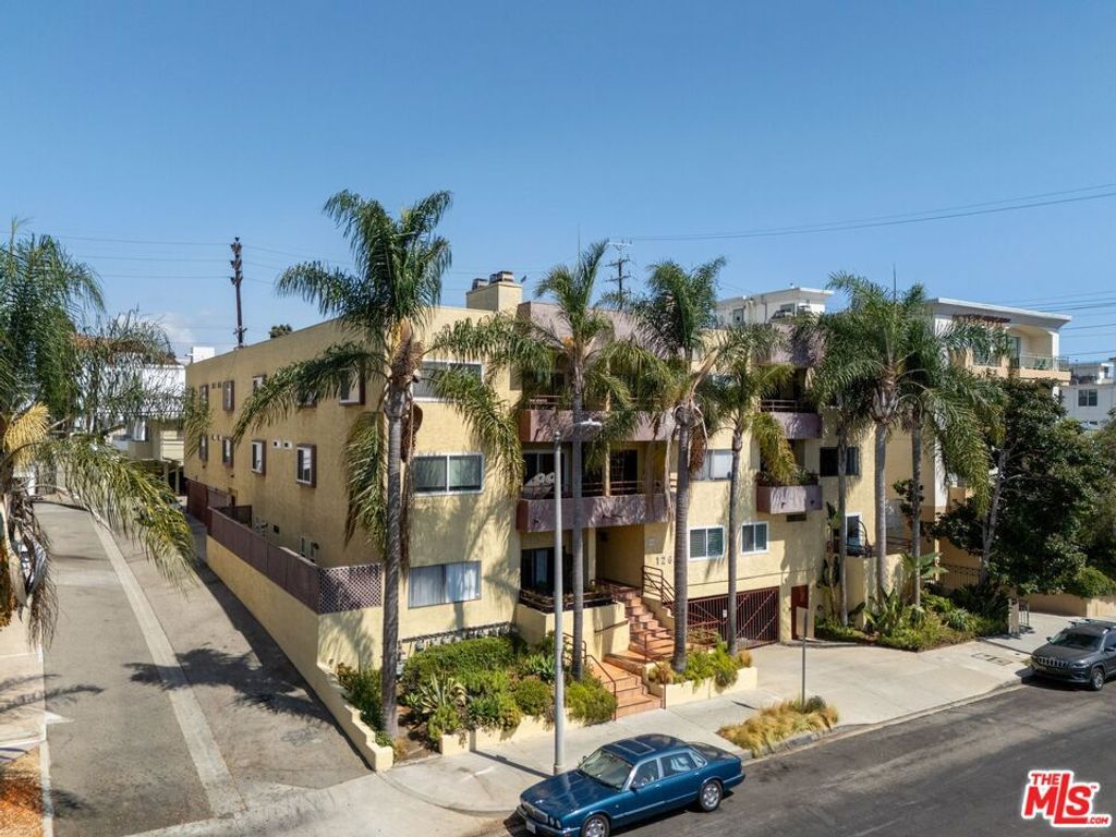 Photo of 1260 Armacost Avenue #105, Los Angeles, CA 90025 (MLS # 25592423)