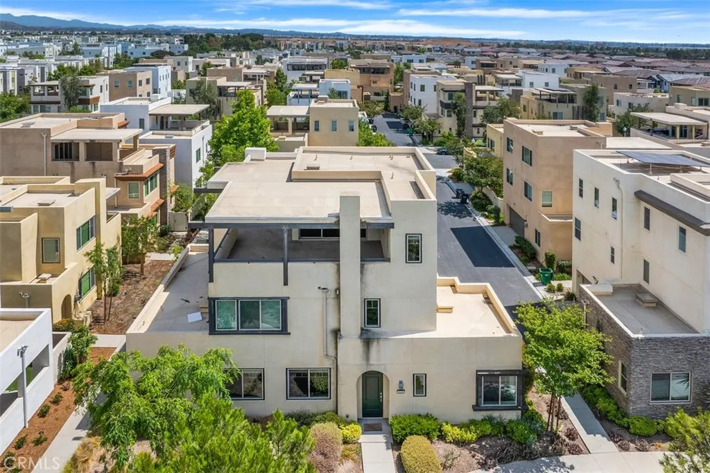 Irvine, California 92618, United States, 4 Bedrooms Bedrooms, ,4 BathroomsBathrooms,Residential,Active,207690