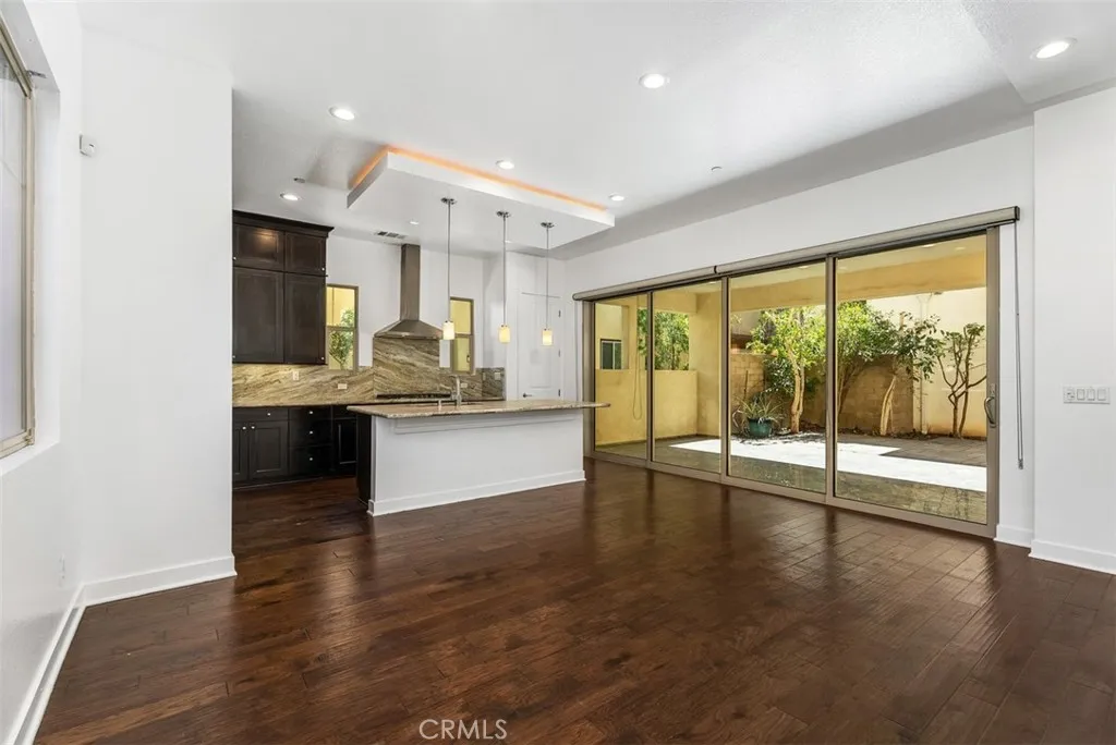 Irvine, California 92618, United States, 4 Bedrooms Bedrooms, ,4 BathroomsBathrooms,Residential,Active,207690