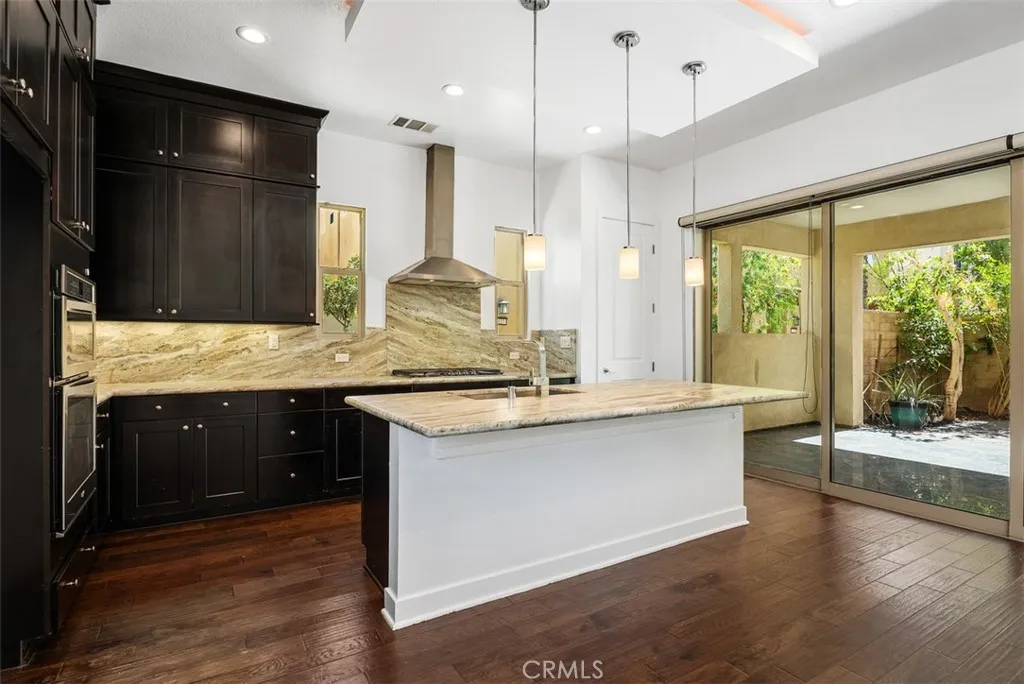 Irvine, California 92618, United States, 4 Bedrooms Bedrooms, ,4 BathroomsBathrooms,Residential,Active,207690