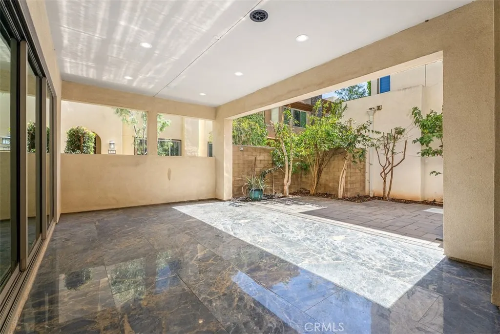 Irvine, California 92618, United States, 4 Bedrooms Bedrooms, ,4 BathroomsBathrooms,Residential,Active,207690